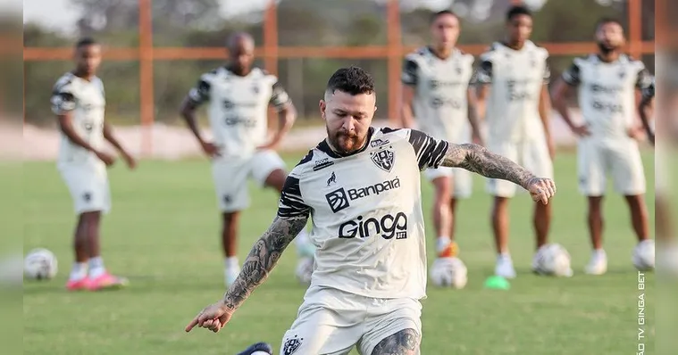 ATACANTE-ROSSI-LESIONADO “Nunca quis ir embora”: Rossi manifesta desejo de seguir no Paysandu e aceita reduzir salário