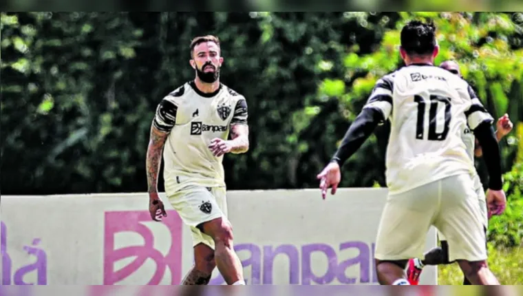 Matheus Vargas deve voltar ao time titular do Papão. | Foto: Matheus Vieira/PSC