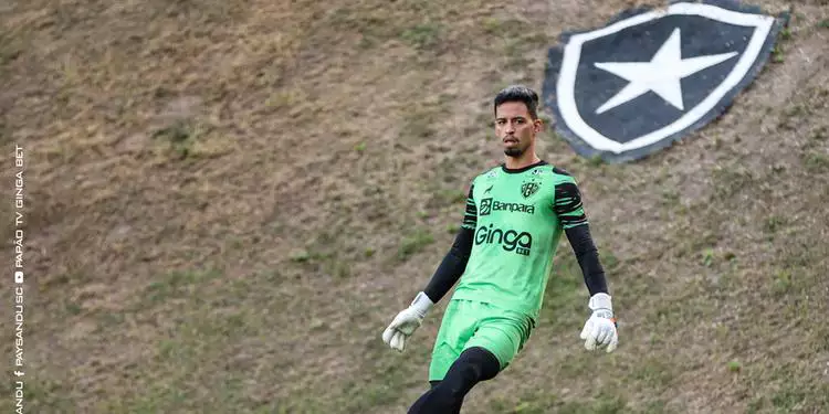 Matheus-Nogueira-goleiro-paysandu Anderson Daronco apita o primeiro Re-Pa da final do Parazão 2025