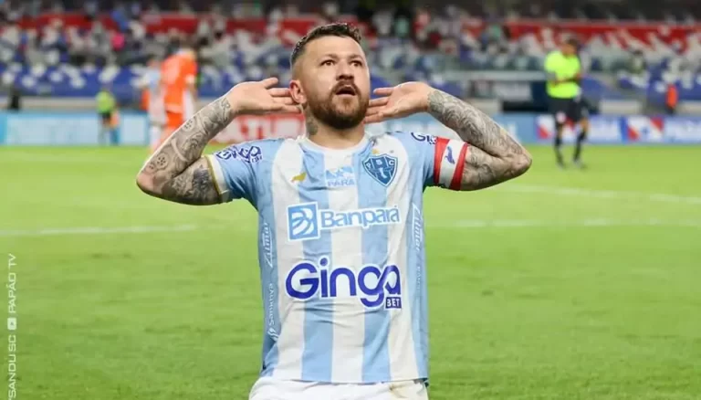 Rossi eleito o melhor pelo trofeu camisa 13