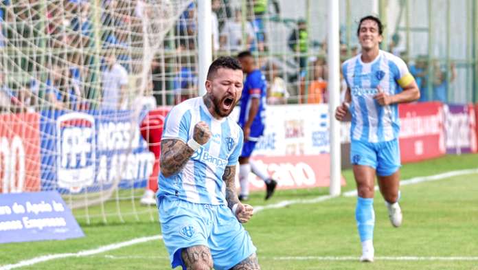 rossi-atacante-paysandu-re-pa Anderson Daronco apita o primeiro Re-Pa da final do Parazão 2025
