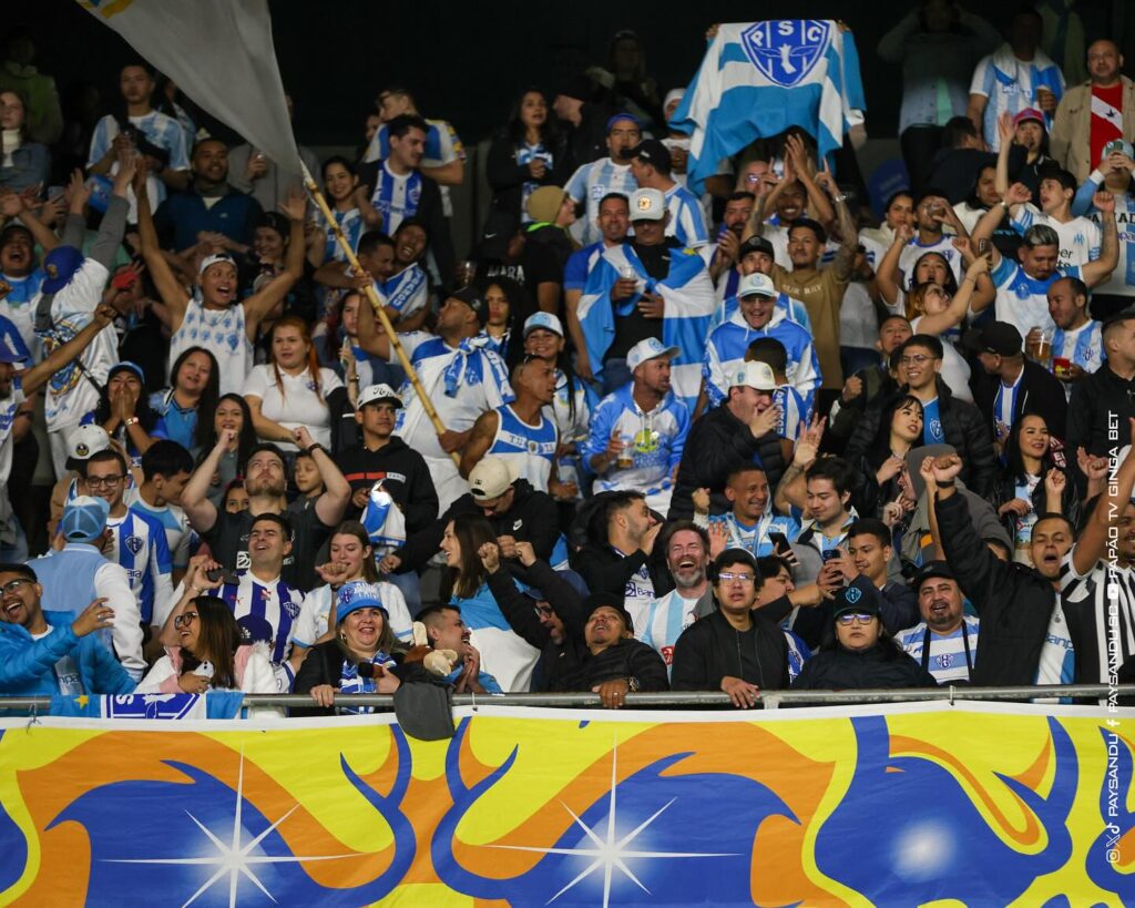 520828177_18522076903049693_7131146694115530981_n-1024x819 Torcida do Paysandu da show em curitiba! 7 imagens que marcaram a noite!
