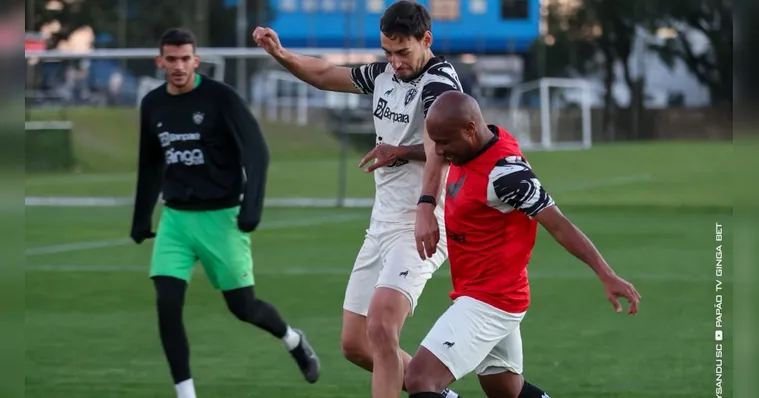 Elenco do Paysandu realizou última atividade no CT do Athletico-PR antes de enfrentar o Coxa Branca. | Jorge Luis Totti, ascom Paysandu