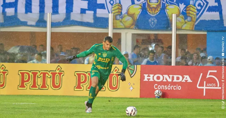 Gabriel Mesquita destque do jogo entre Paysandu x Vasco