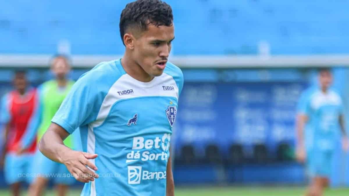 Juninho vive fase impressionante e assume artilharia da Série C com o Paysandu