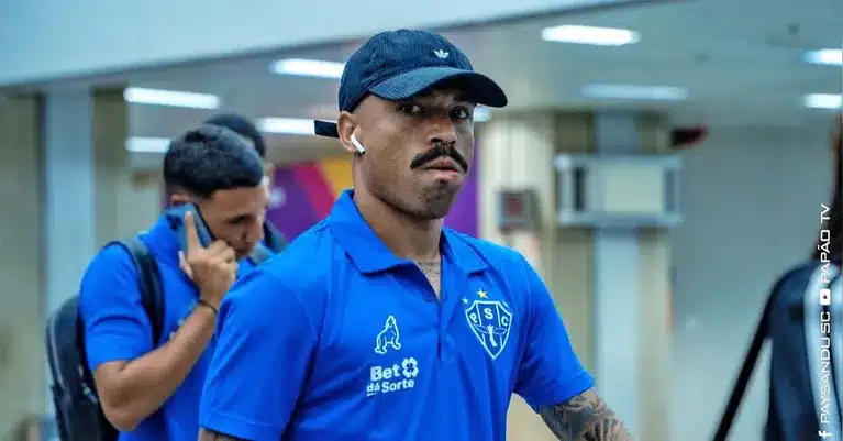 Marcinho meio campa do Paysandu na serie c