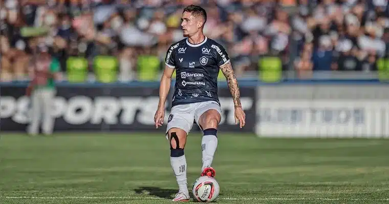 Lateral teve passagem pelo Remo em 2022 | Renan Castro / Instagram